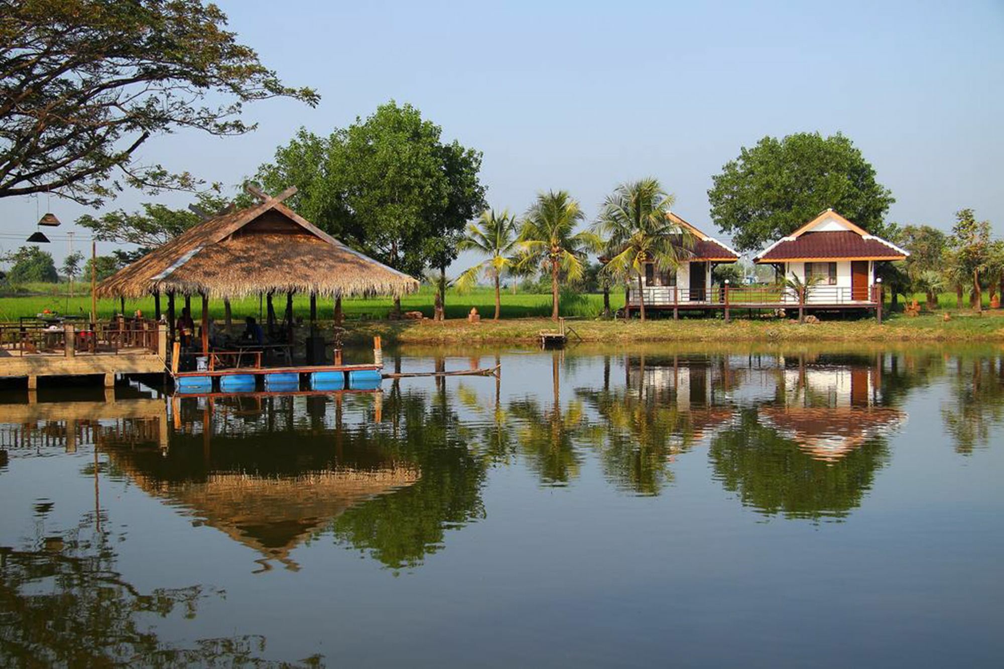 Resort Railumpoo Nakhon Sawan Eksteriør bilde